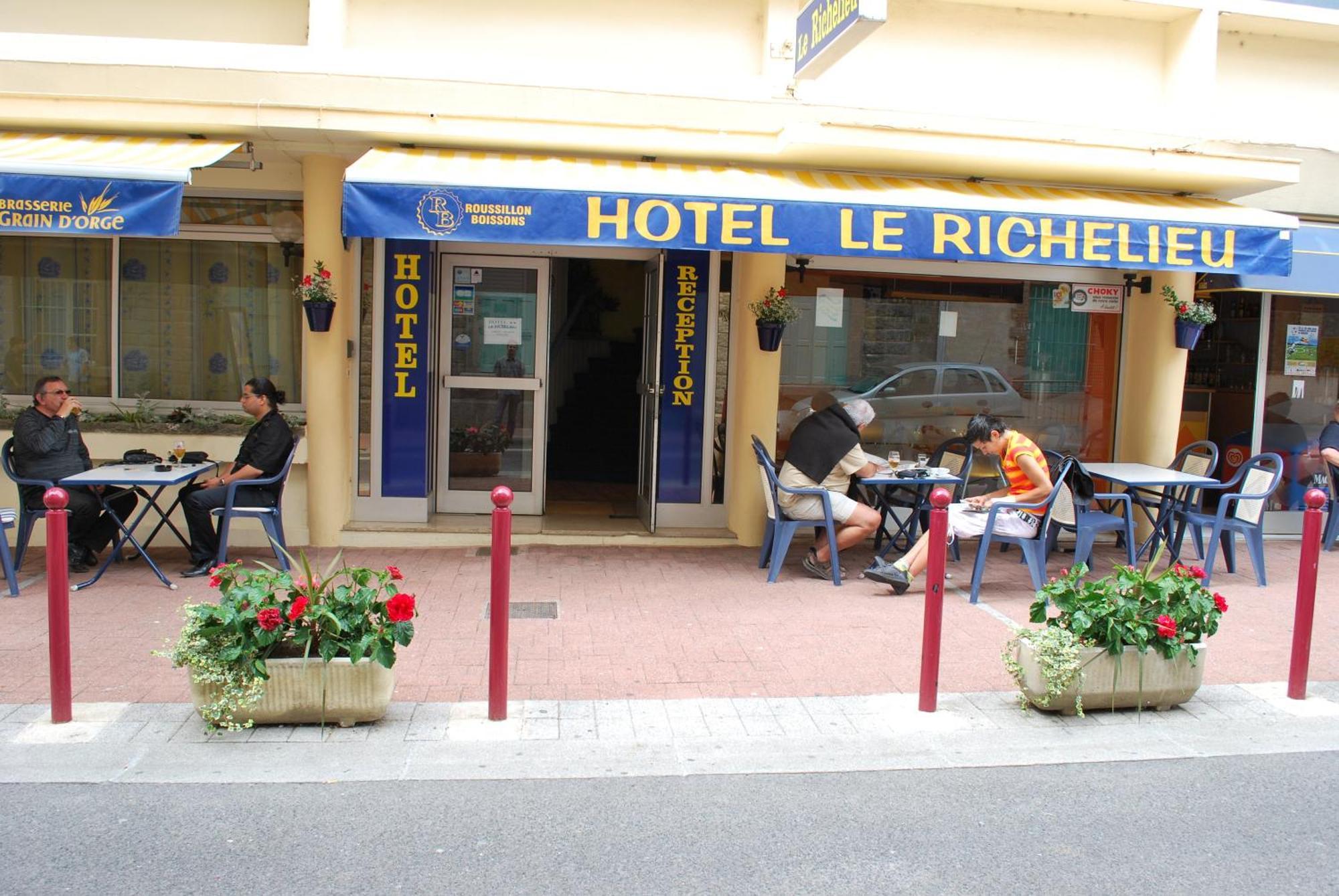 Hotel Le Richelieu à Le Boulou Extérieur photo